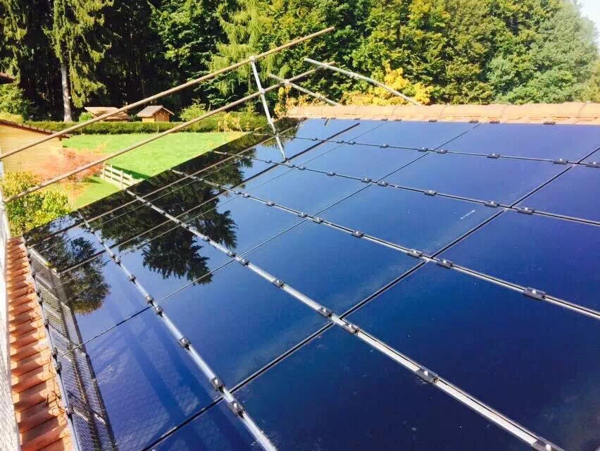 上海宝山：别墅屋顶5KW多晶硅光伏发电解决方案